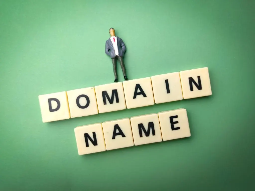 nom domaine