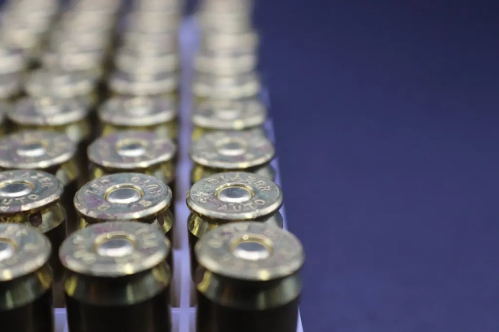 découvrez notre gamme de distributeurs automatiques de munitions pour une gestion efficace et sûre de vos équipements de sécurité.