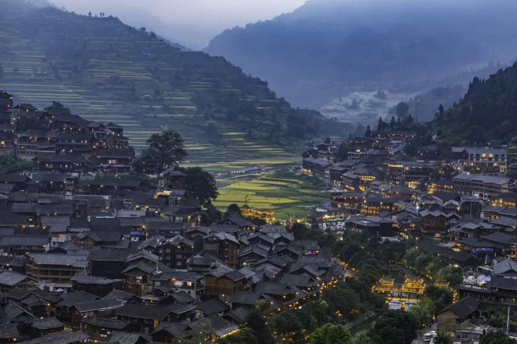 découvrez le plan de revitalisation économique de la chine, une stratégie ambitieuse visant à stimuler la croissance, favoriser l'innovation et renforcer la compétitivité sur la scène mondiale. analyse des mesures clés et des impacts prévisibles sur l'économie chinoise et mondiale.