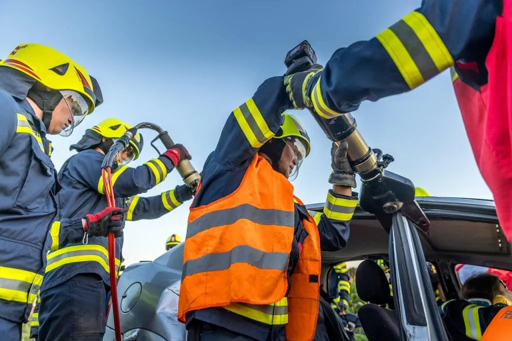 découvrez les causes, conséquences et conseils liés aux accidents. informez-vous sur la sécurité, les gestes à adopter en cas d'incident et les démarches à suivre pour vous protéger et protéger les autres.