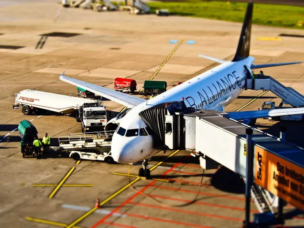 découvrez toutes les informations utiles sur les aéroports : services, compagnies aériennes, horaires de vol, conseils pratiques pour faciliter vos voyages.