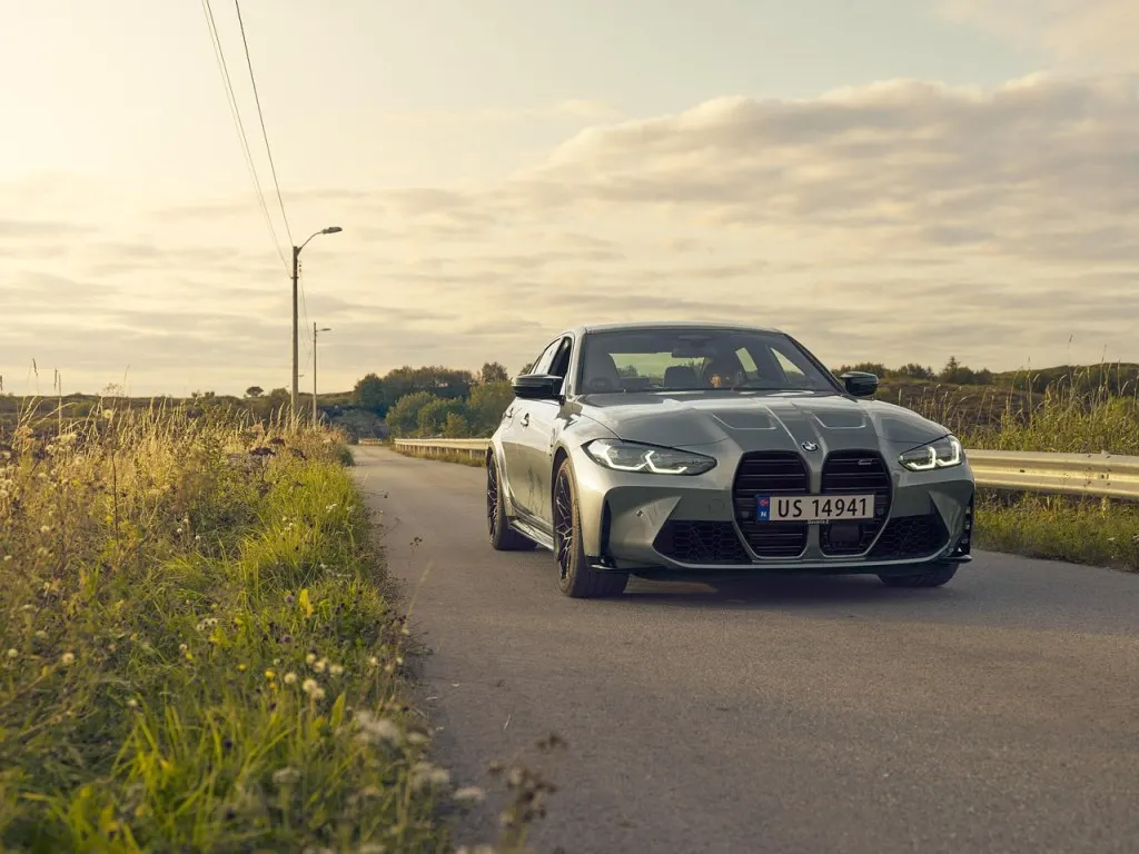 découvrez la bmw ix3, le suv 100% électrique alliant performance, élégance et technologie de pointe. profitez d'une conduite dynamique et respectueuse de l'environnement avec la bmw ix3.