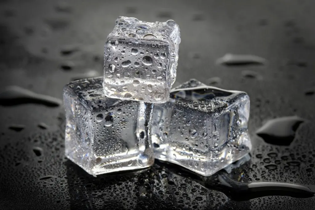 découvrez les bienfaits de la glace pour la santé et le bien-être, incluant la réduction de l'inflammation, le soulagement de la douleur, et l'amélioration de la récupération musculaire.