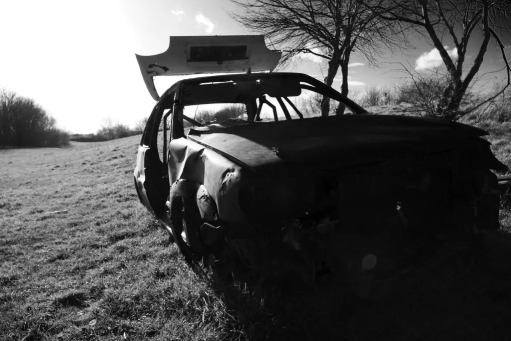 découvrez comment prévenir le vol de voiture grâce à nos conseils pratiques et astuces de sécurité. protégez votre véhicule efficacement.